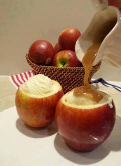 apple bowl sundaes