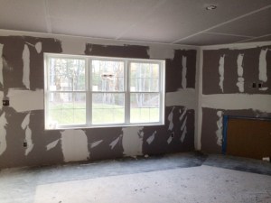 Living Room (Units 21-24)