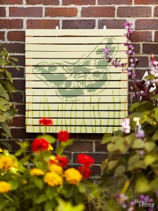 pallet outdoor painting