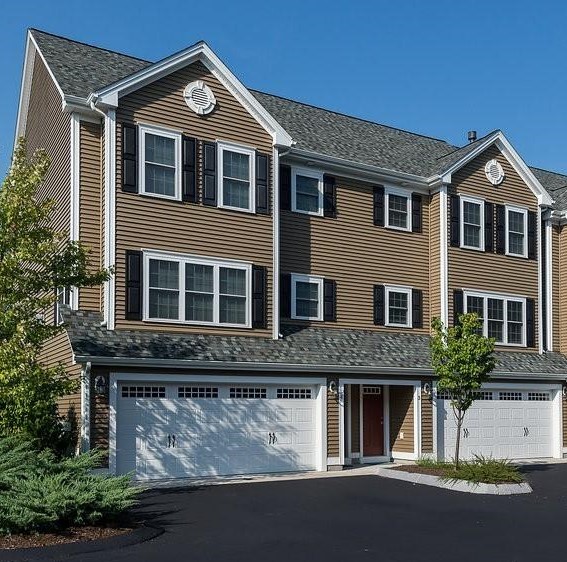 duplex style townhouses